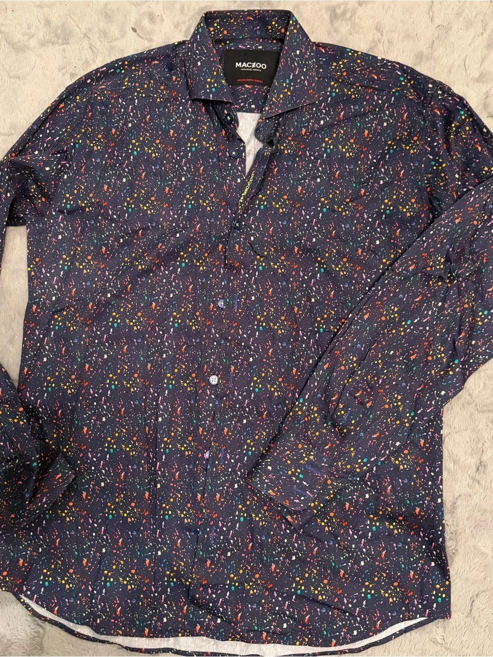 MACEOO men’s Navy Splatter-Print Button-Up Shirt, size 3/M!